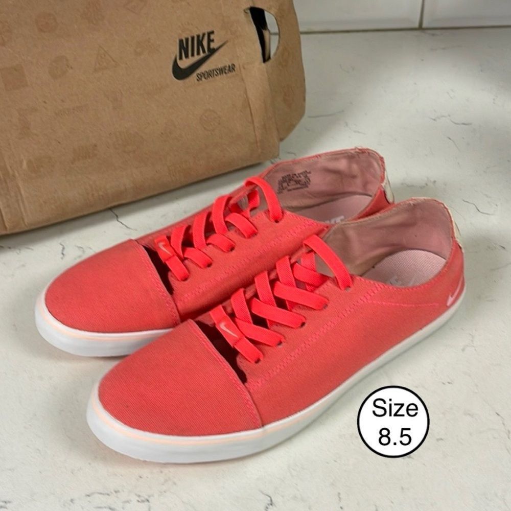 Nike Women’s Starlet Canvas Size 8.5 Hot Pink / Storm Pink 512089-661 RARE
